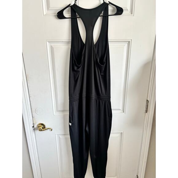 NWOT Vuori Lux jumpsuit in black size medium - Picture 8 of 9
